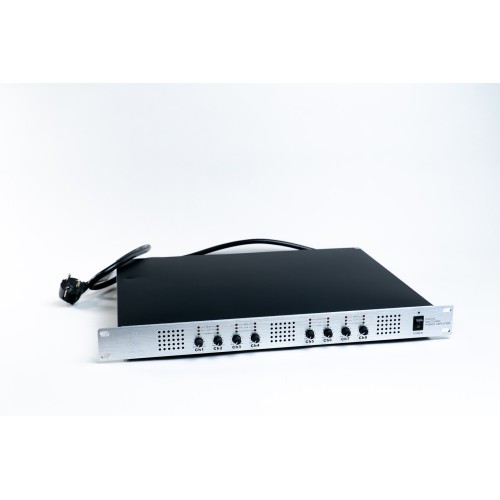 8 outputs audio amplifier